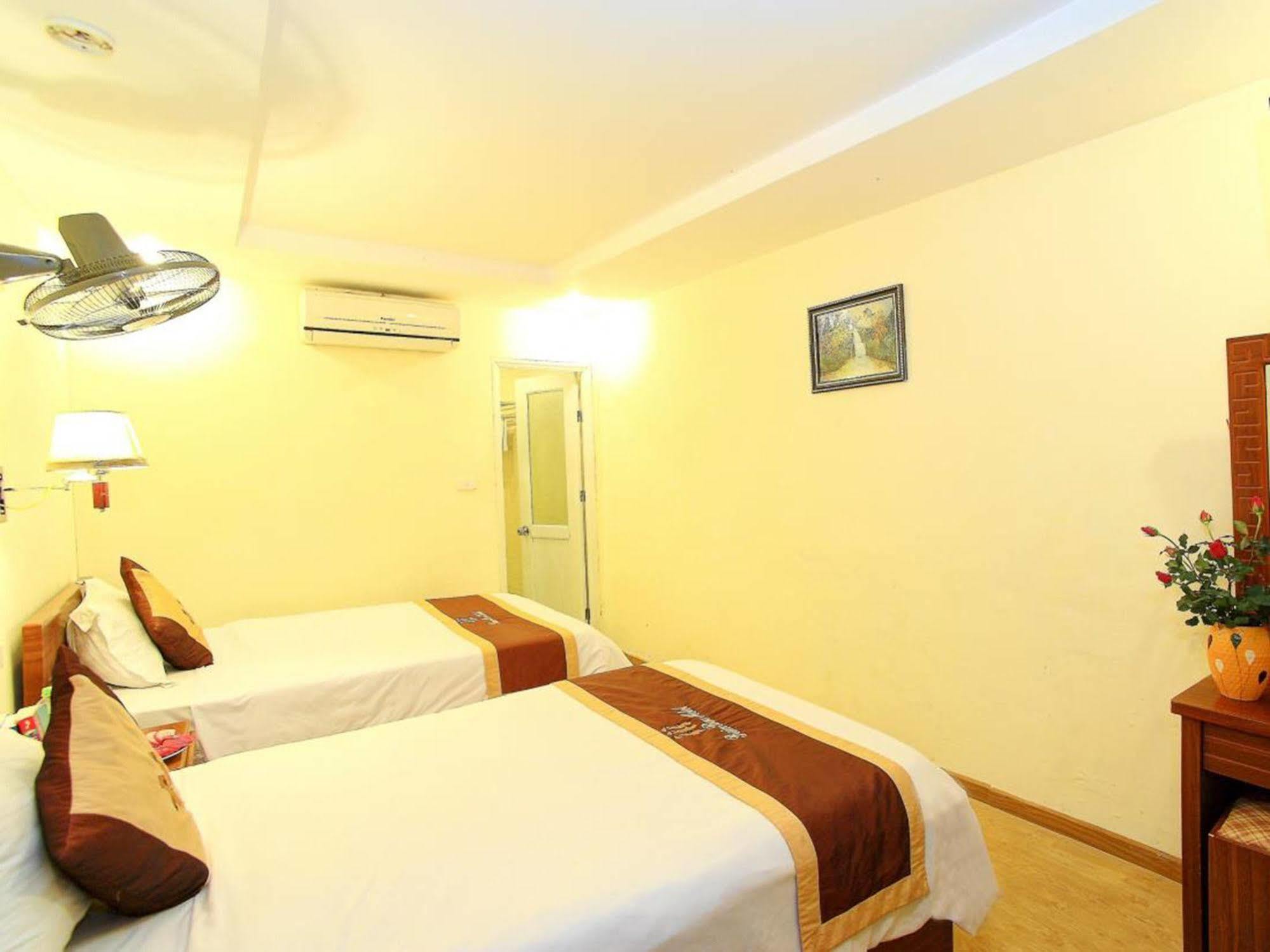 Hanoi Zesty Hotel Exterior photo