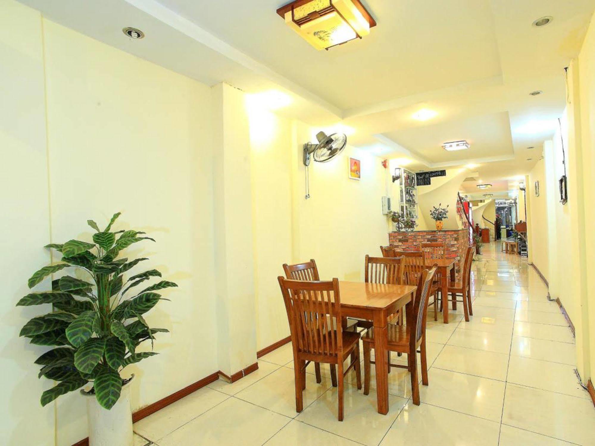 Hanoi Zesty Hotel Exterior photo